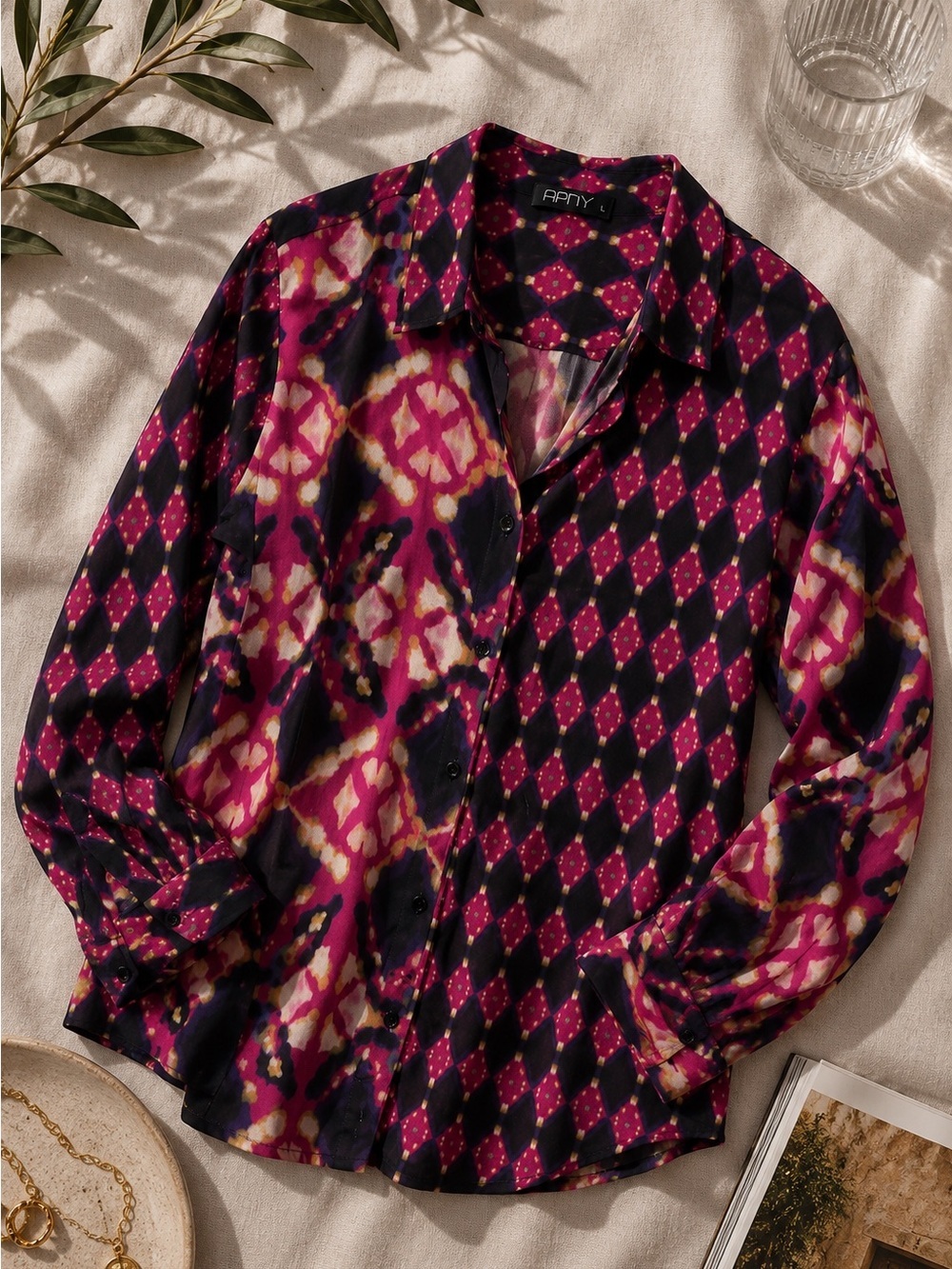 Stylish Pink and Black Geometric Button Down Shirt